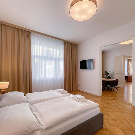 Elysian Apartment Братислава Экстерьер фото
